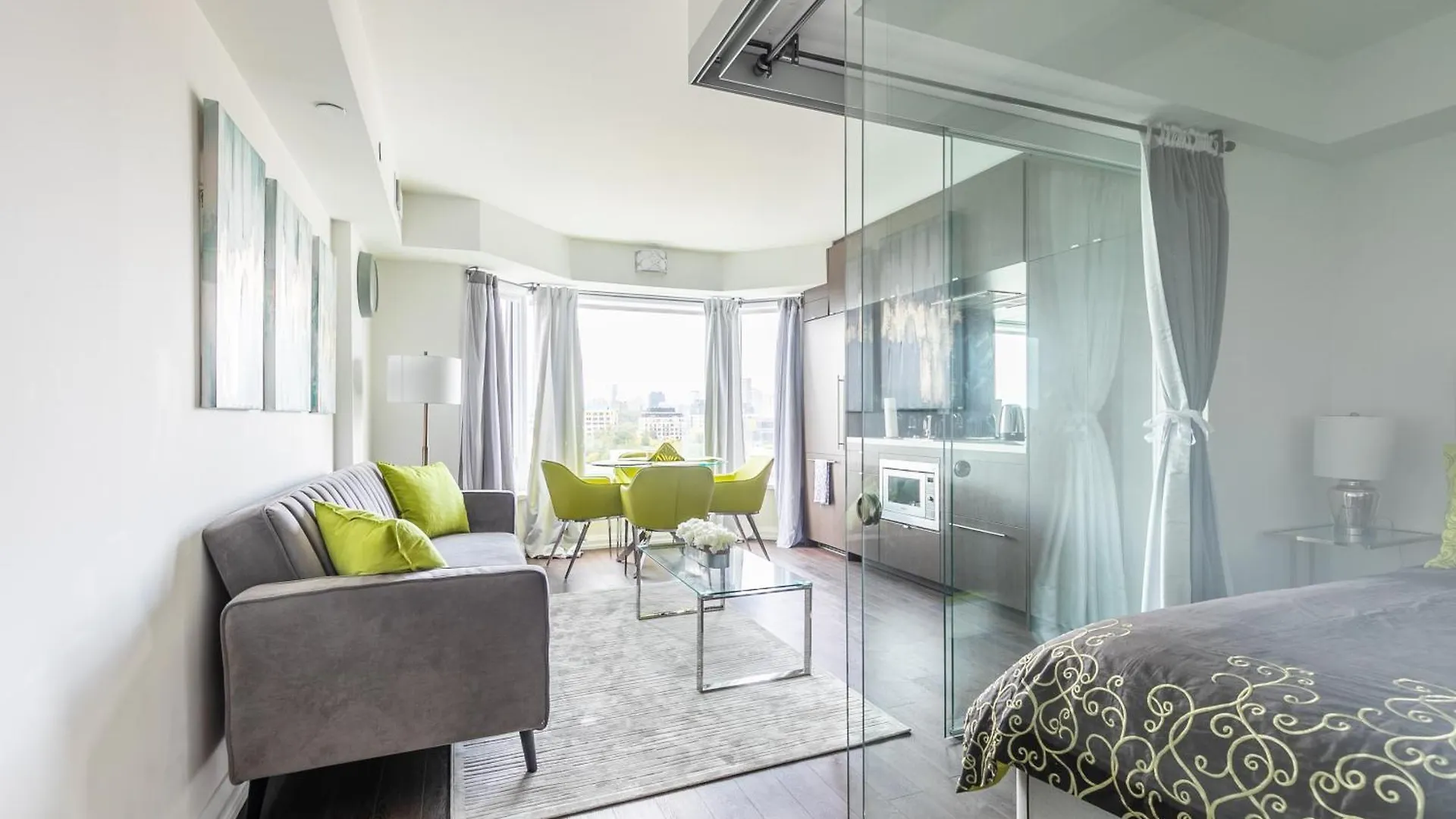 Charming Downtown Condos By Globalstay Toronto Apartment